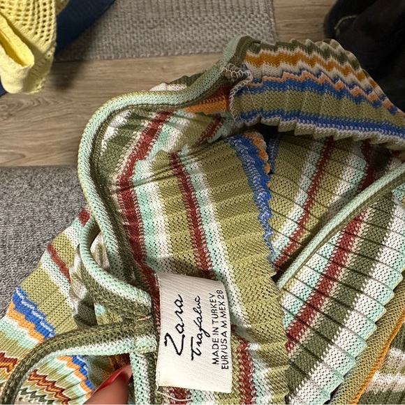 Zara dress - Picture 3 of 3